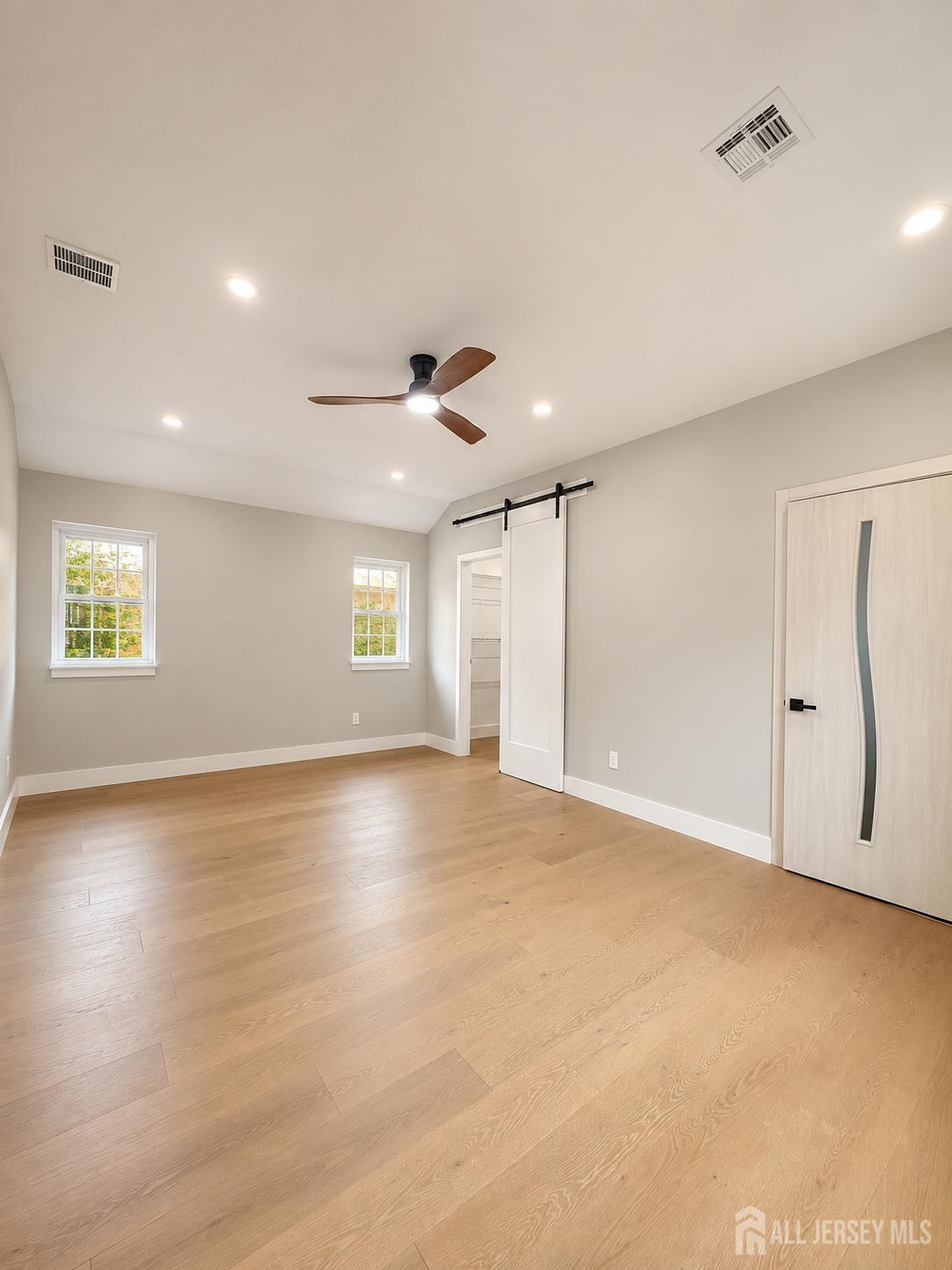 10 Charles Street Edison, NJ 08820 - Photo 7 of 23