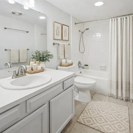 $410,000 | 930 Shady Creek Lane, Bedford, TX 76021