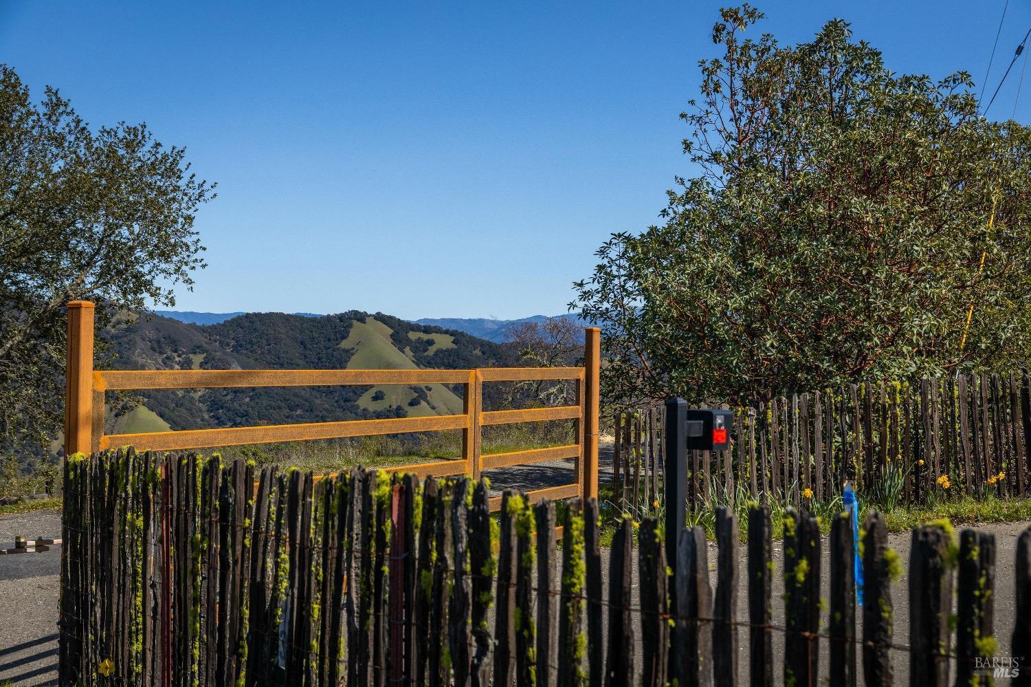 13700 Rockpile Road Geyserville, CA 95441 - Photo 3 of 64