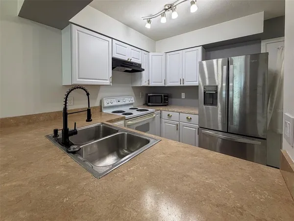 $1,350 | 2201 Southwest 39 Drive, Gainesville, FL 32607