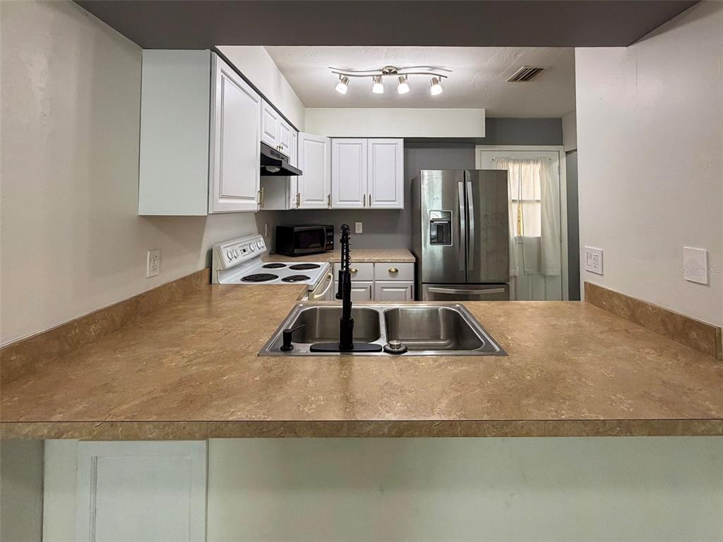 2201 Southwest 39 Drive Gainesville, FL 32607 - Photo 11 of 23
