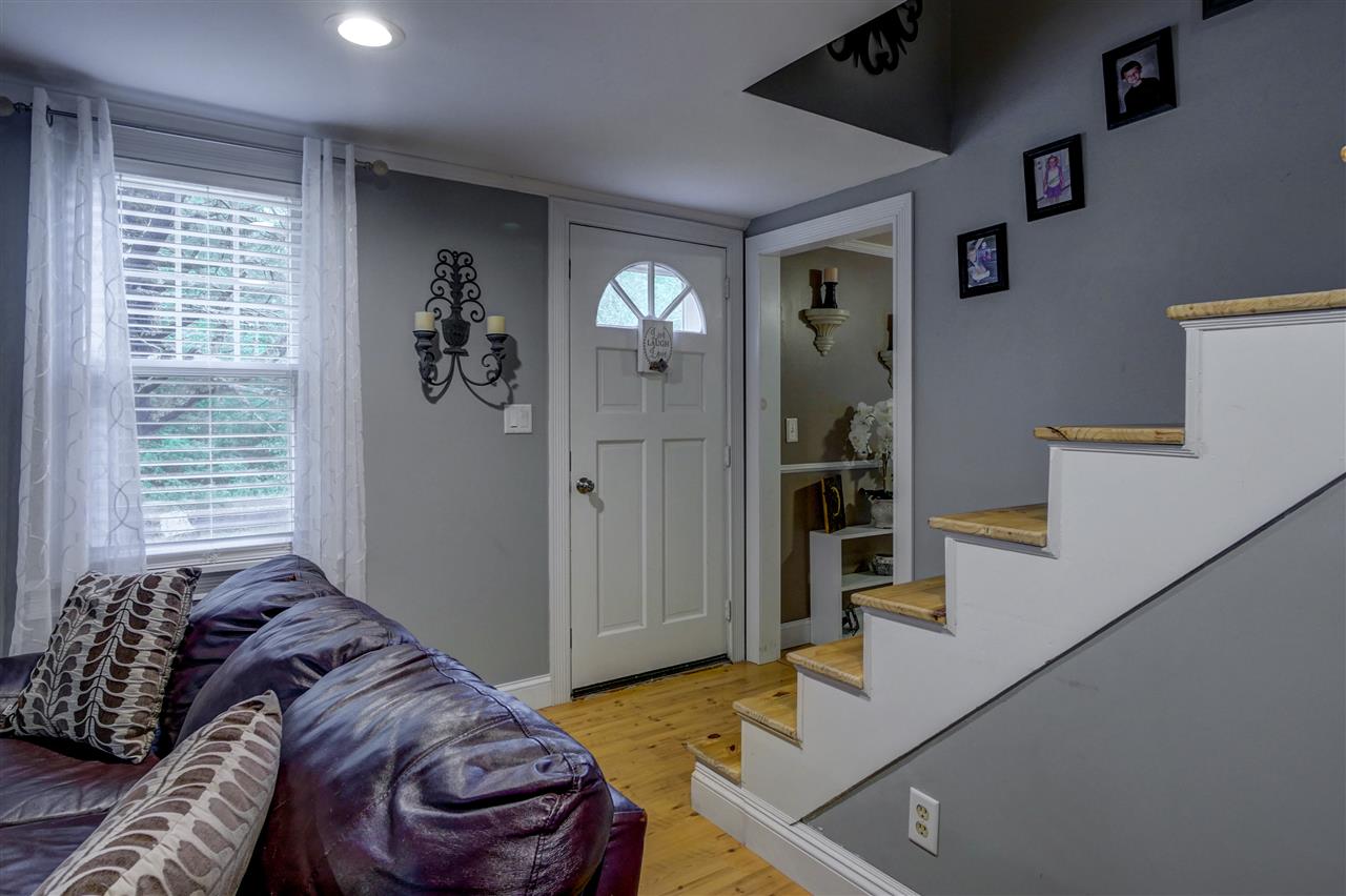 192 Stage Road Nottingham, NH 03290 - Photo 17 of 40