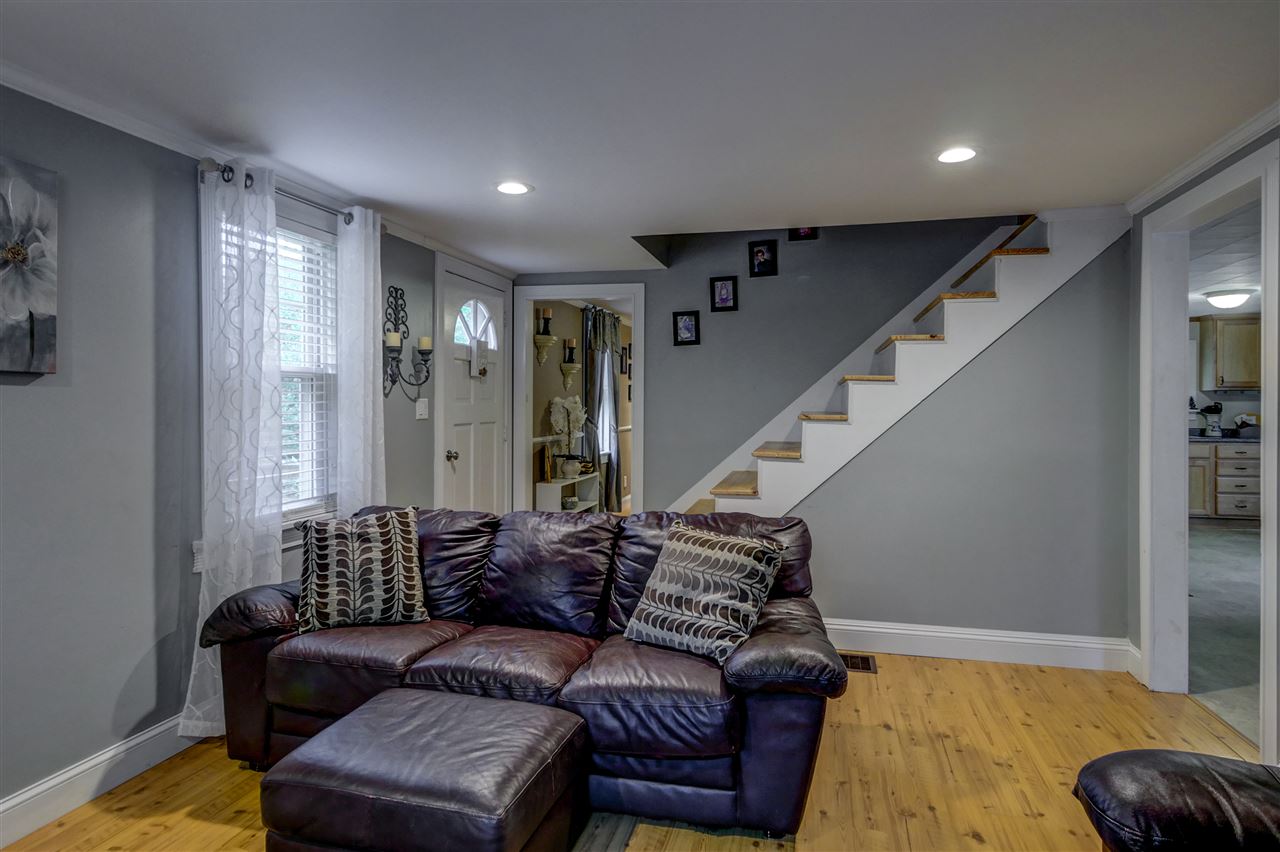 192 Stage Road Nottingham, NH 03290 - Photo 20 of 40