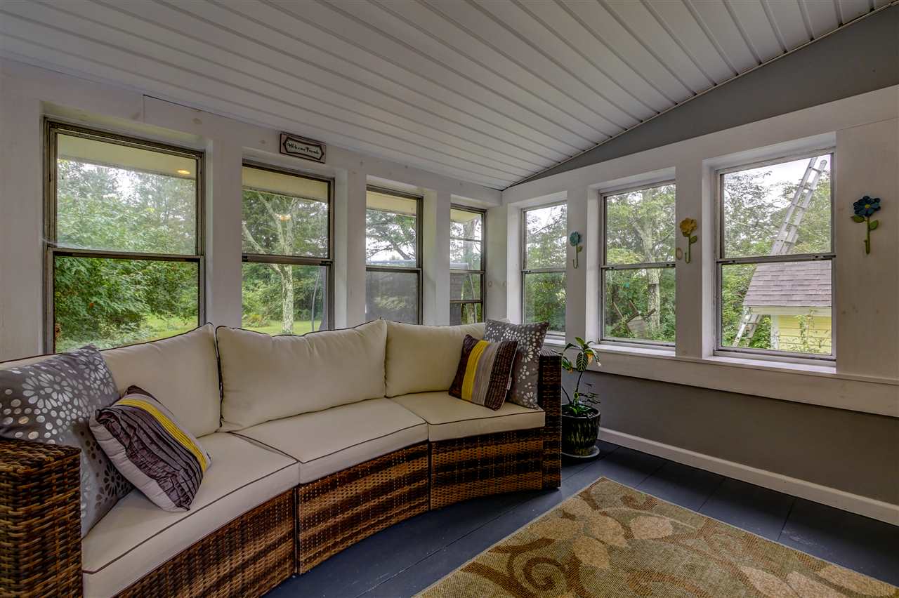 192 Stage Road Nottingham, NH 03290 - Photo 4 of 40
