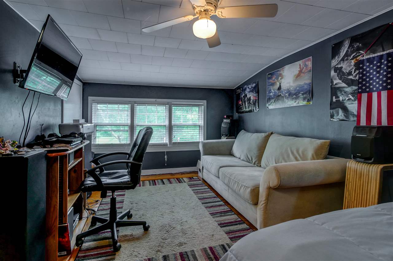 192 Stage Road Nottingham, NH 03290 - Photo 33 of 40
