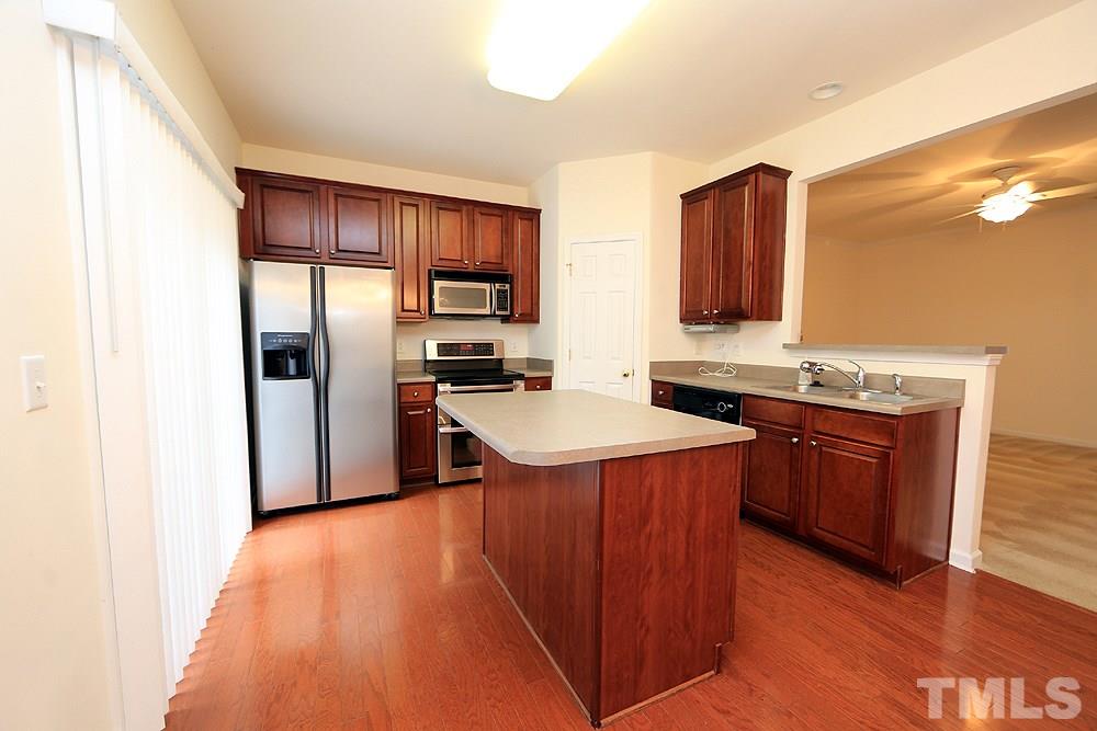 2923 Winding Waters Way Raleigh, NC 27614 - Photo 5 of 25 Gallery Image 5