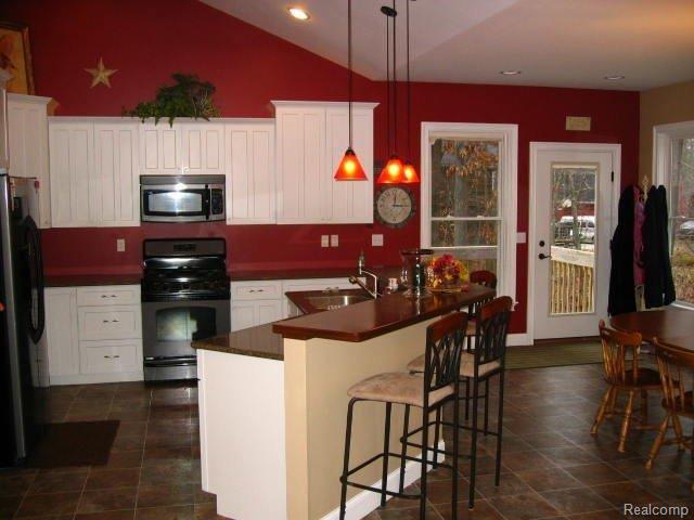 4440 Brott Road North Street, MI 48049 - Photo 9 of 24 WHAT A KITCHEN!