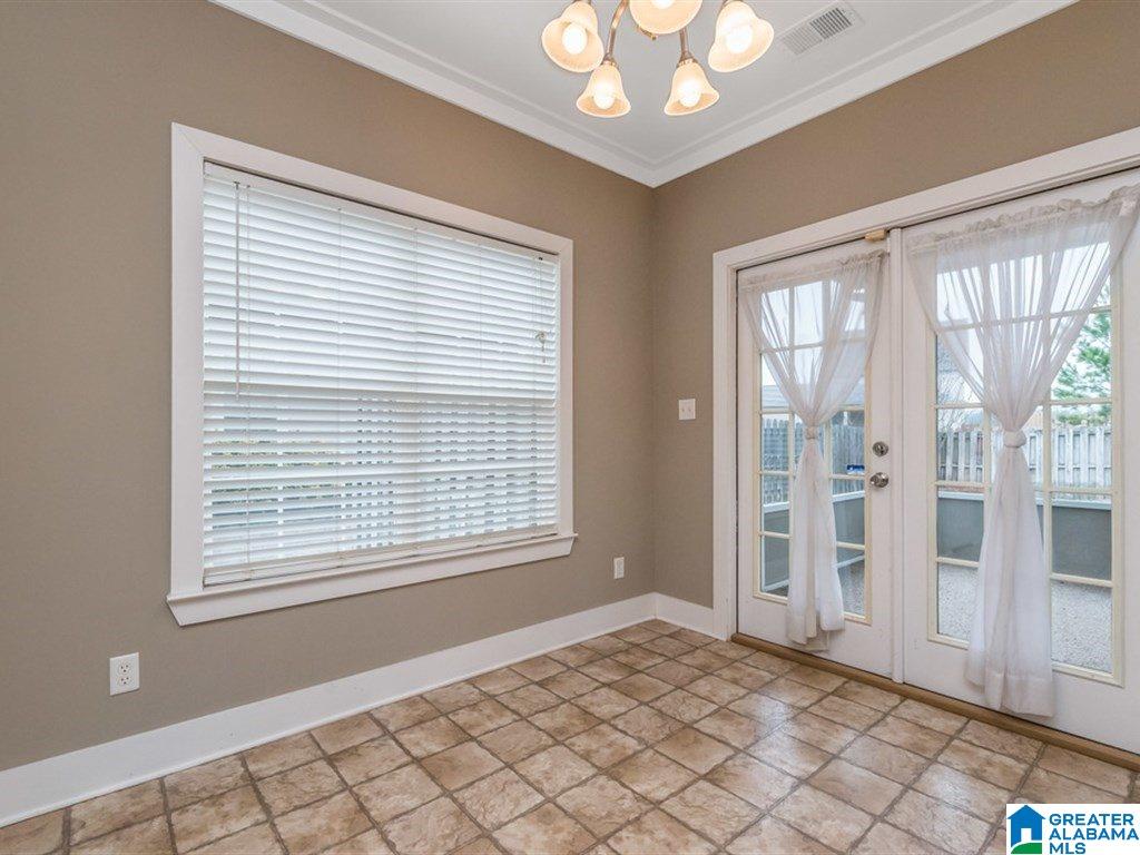 233 Nottingham Drive Calera, AL 35040 - Photo 7 of 30