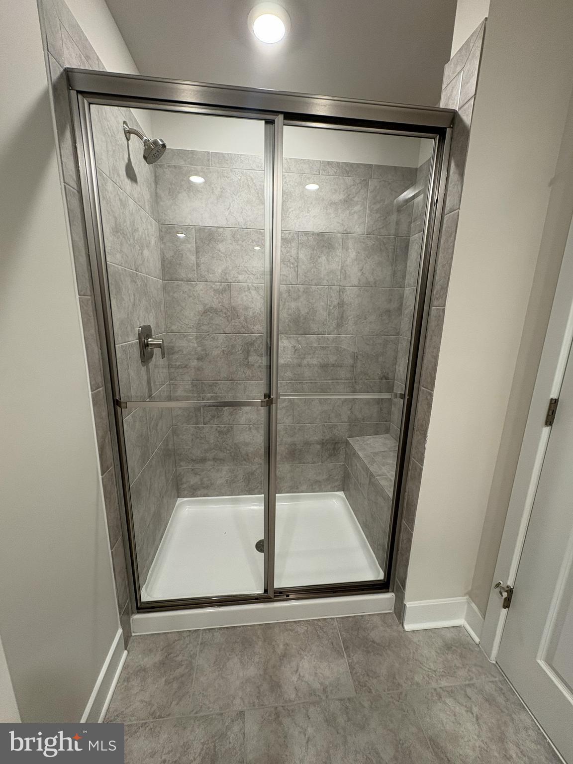 7701 River Reach Road Baltimore, MD 21244 - Photo 11 of 14 Owner's Shower