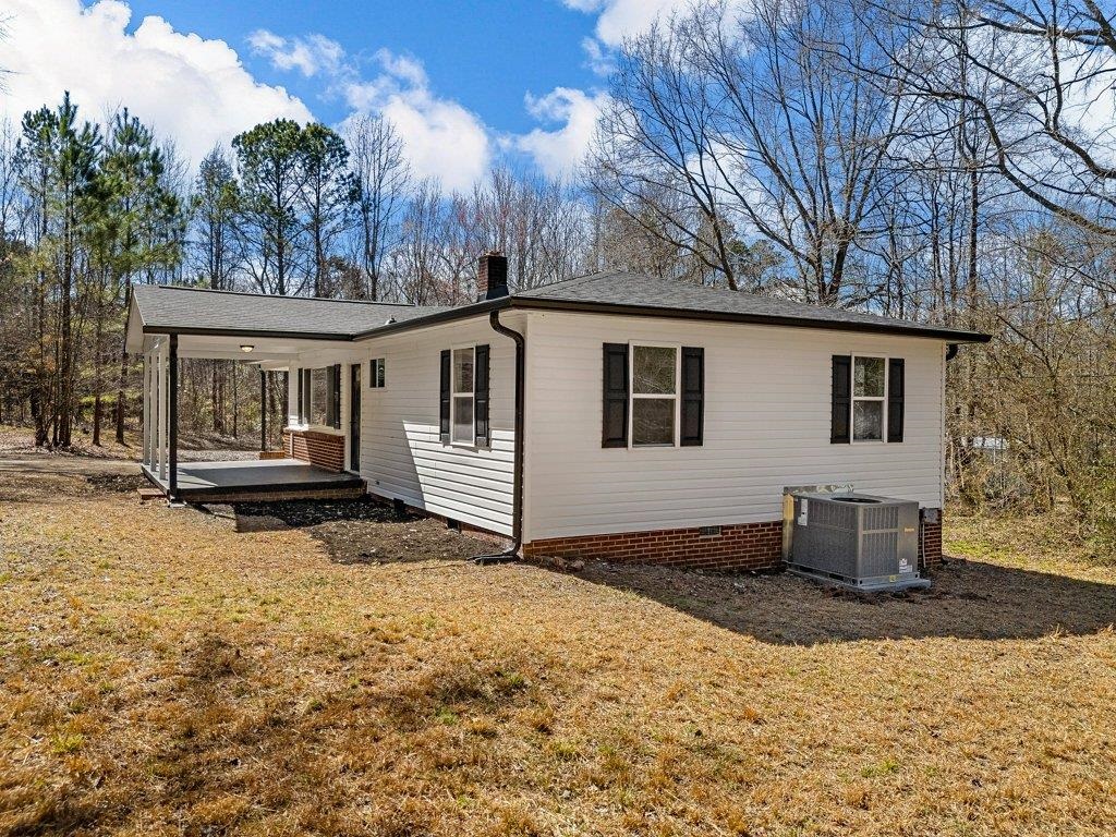 871 State Rd S-42-59 Spartanburg, SC 29307 - Photo 4 of 35