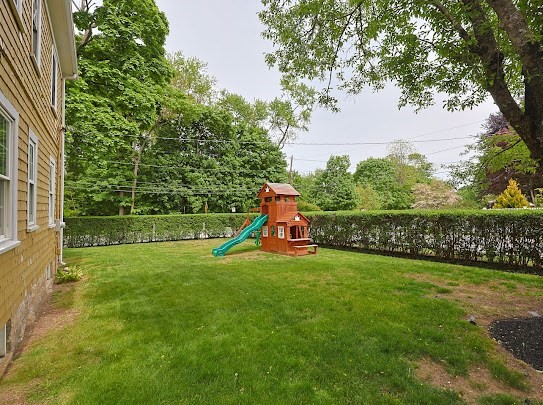 37 Cushing Road Cohasset, MA 02025 - Photo 3 of 19
