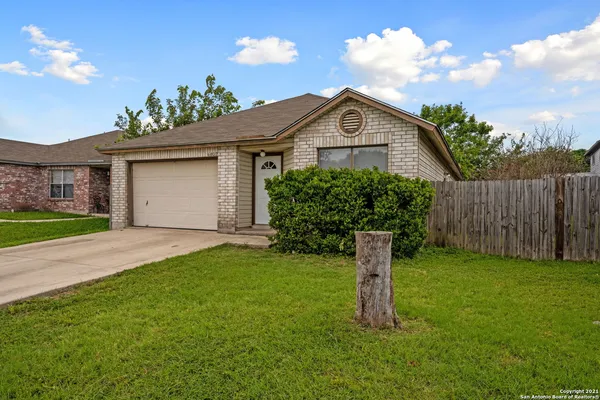 $1,550 | 6802 Canary Meadow Drive, Converse, TX 78109