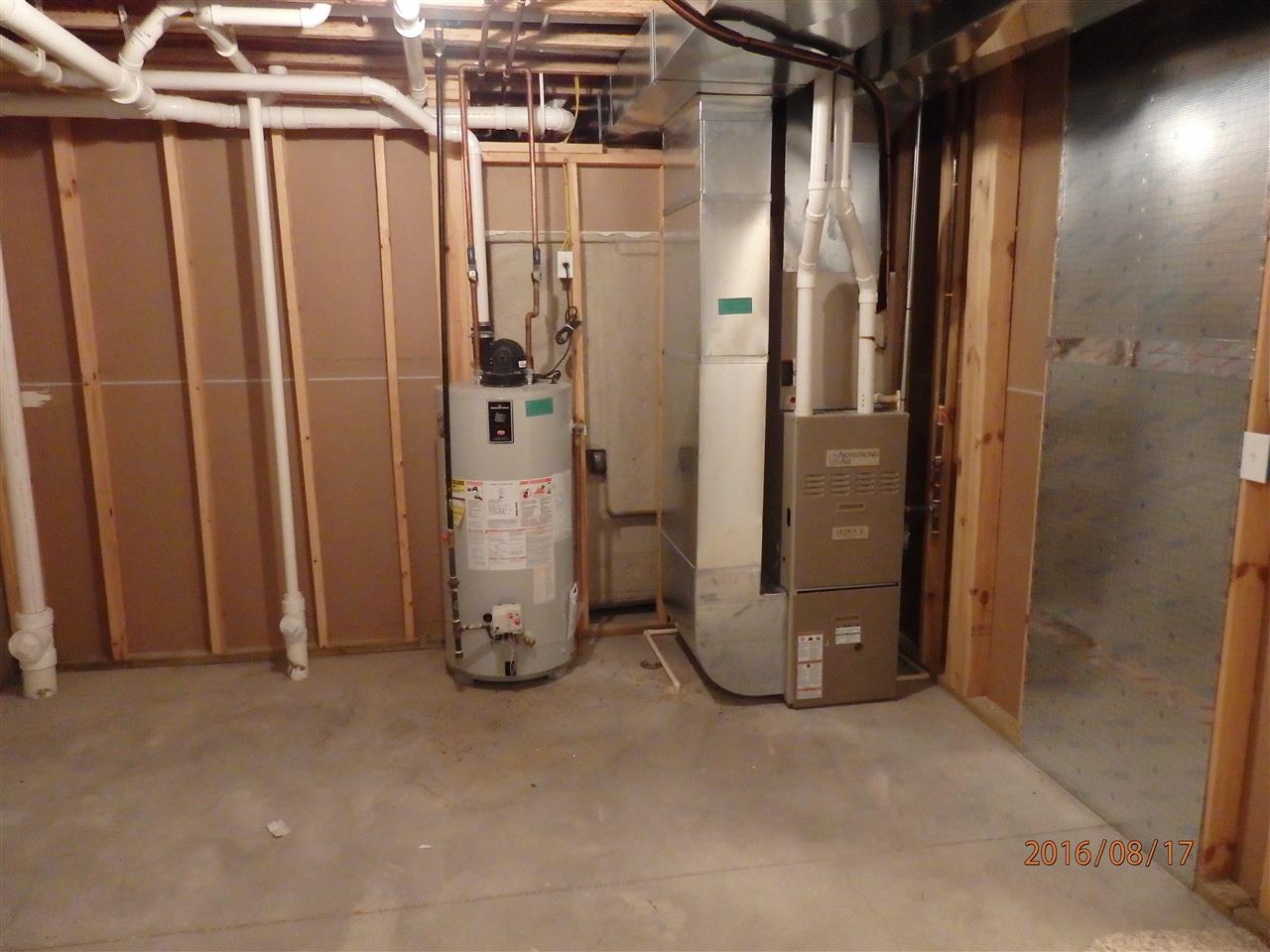 1807 Pine Ridge Drive Manistee, MI 49660 - Photo 21 of 21 1822084-30.JPG