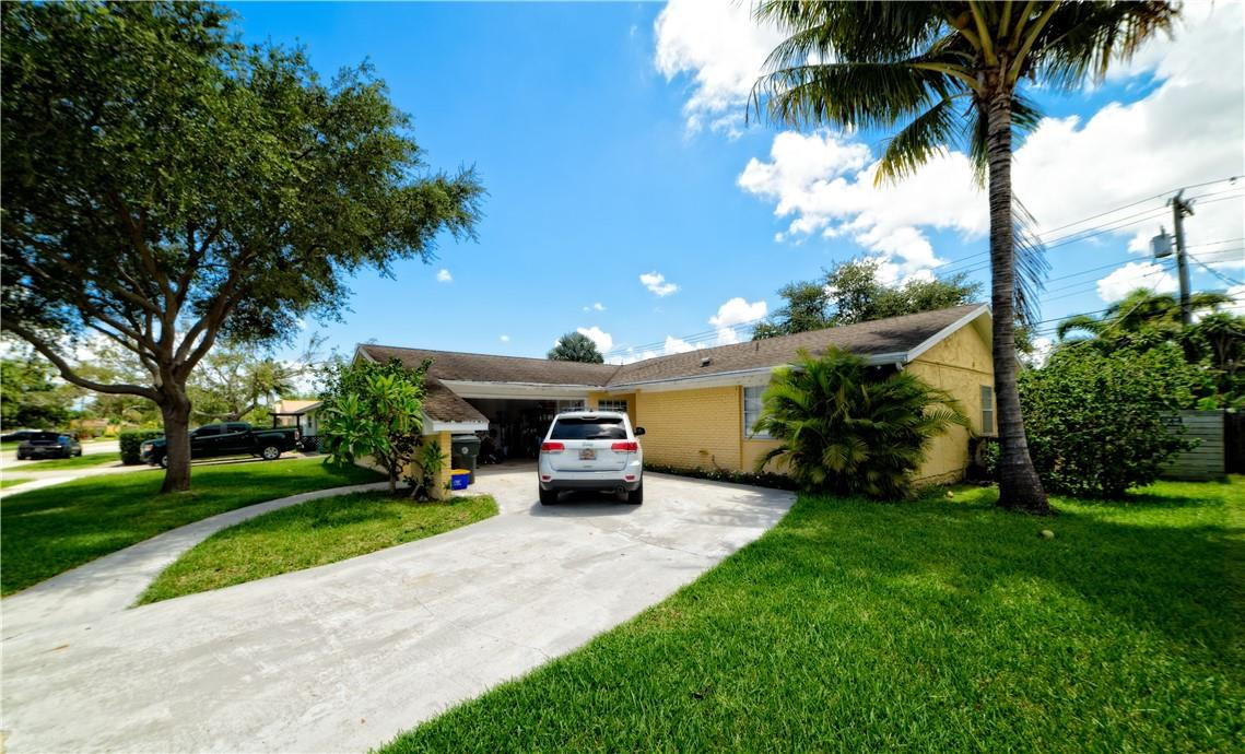 1033 Southwest 9th Avenue Boca Raton, FL 33486 - Photo 1 of 26 Photo 1