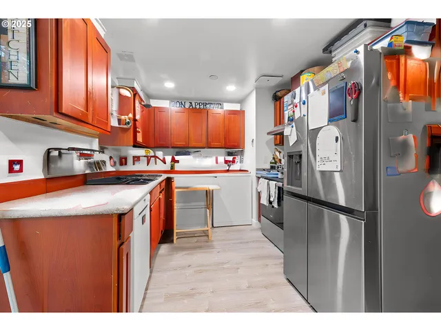 $519,000 | 15540 Northeast Couch Street, Portland, OR 97230