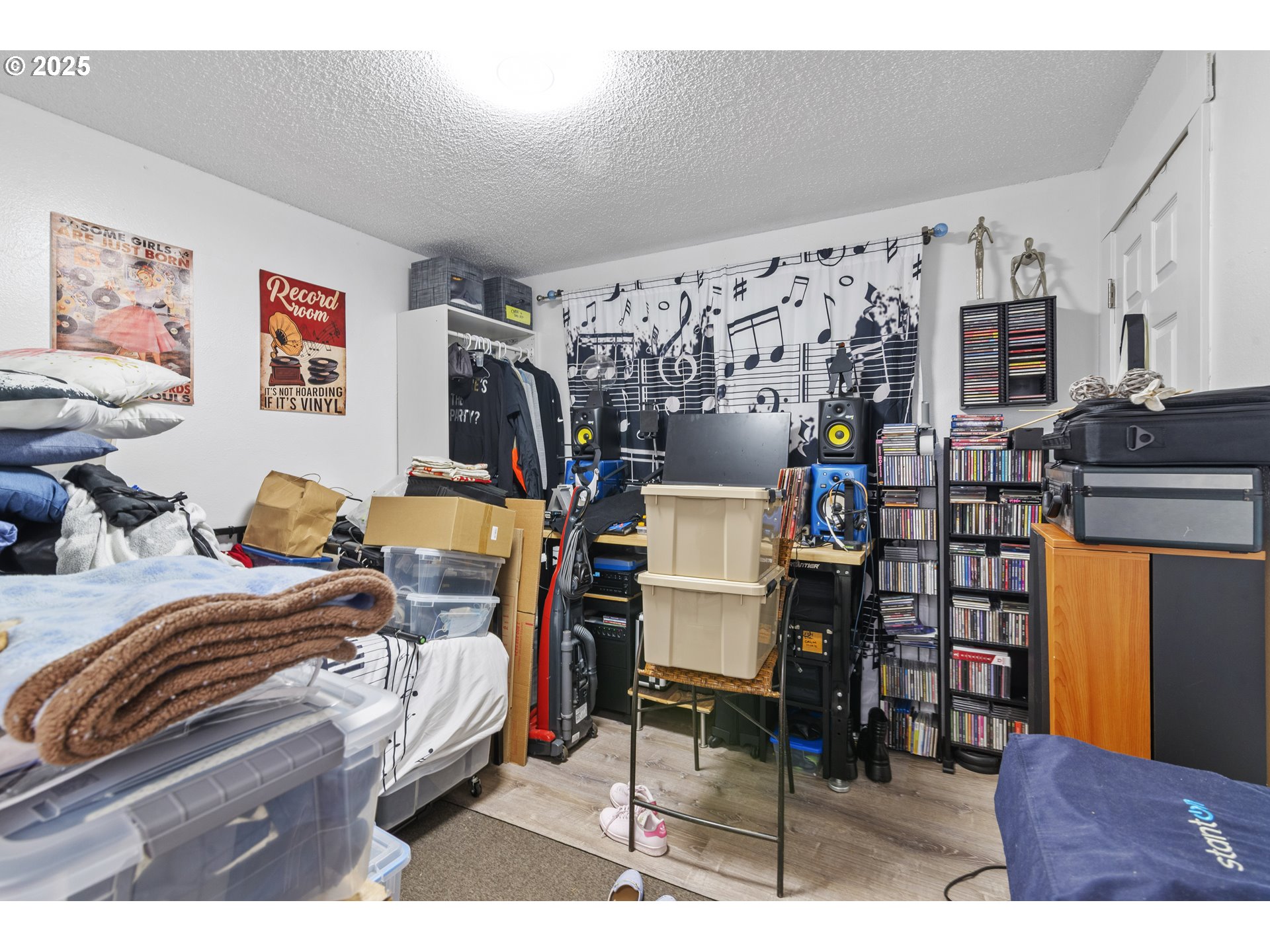 15540 Northeast Couch Street Portland, OR 97230 - Photo 23 of 27