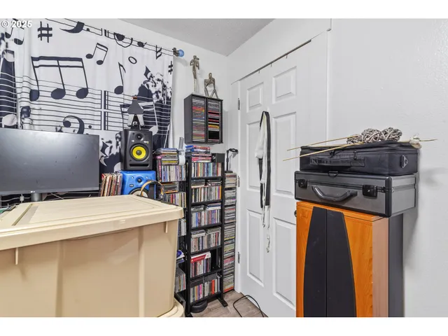 $519,000 | 15540 Northeast Couch Street, Portland, OR 97230