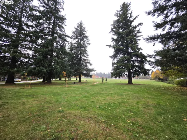 $499,000 | 15540 Northeast Couch Street, Portland, OR 97230