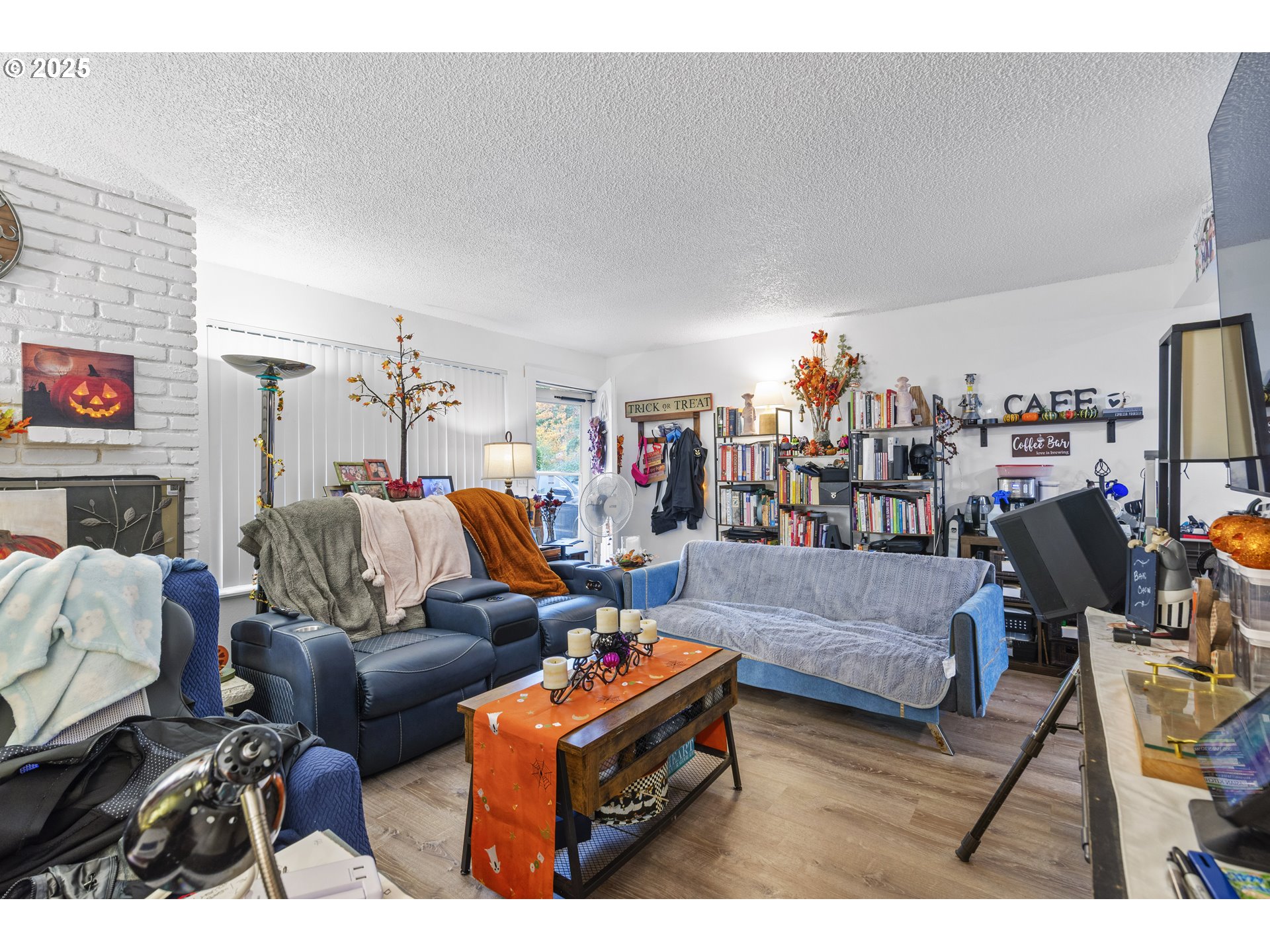 15540 Northeast Couch Street Portland, OR 97230 - Photo 7 of 27