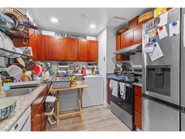 $499,000 | 15540 Northeast Couch Street, Portland, OR 97230