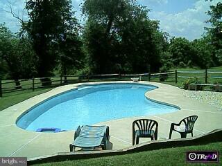 525 Blue School Road Perkasie, PA 18944 - Photo 6 of 6 Gallery Image 6