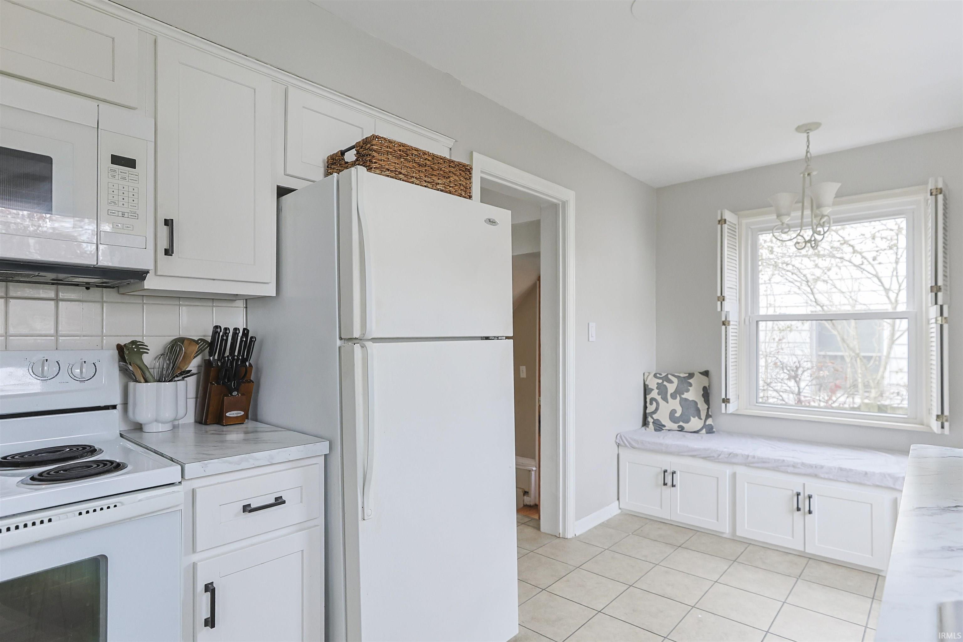 910 West Lawrence Street Mishawaka, IN 46545 - Photo 12 of 26