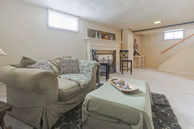 $219,900 | 910 West Lawrence Street, Mishawaka, IN 46545