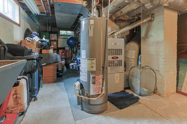 $219,900 | 910 West Lawrence Street, Mishawaka, IN 46545