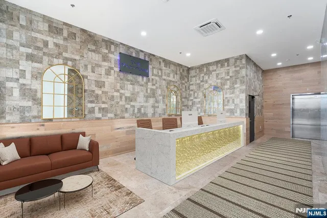 $1,875 | 527-535 Union Avenue, Unit 1J, Belleville, NJ 07109