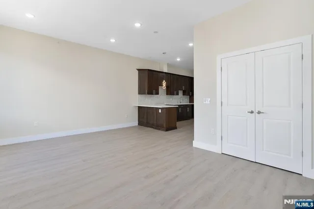 $1,875 | 527-535 Union Avenue, Unit 1J, Belleville, NJ 07109