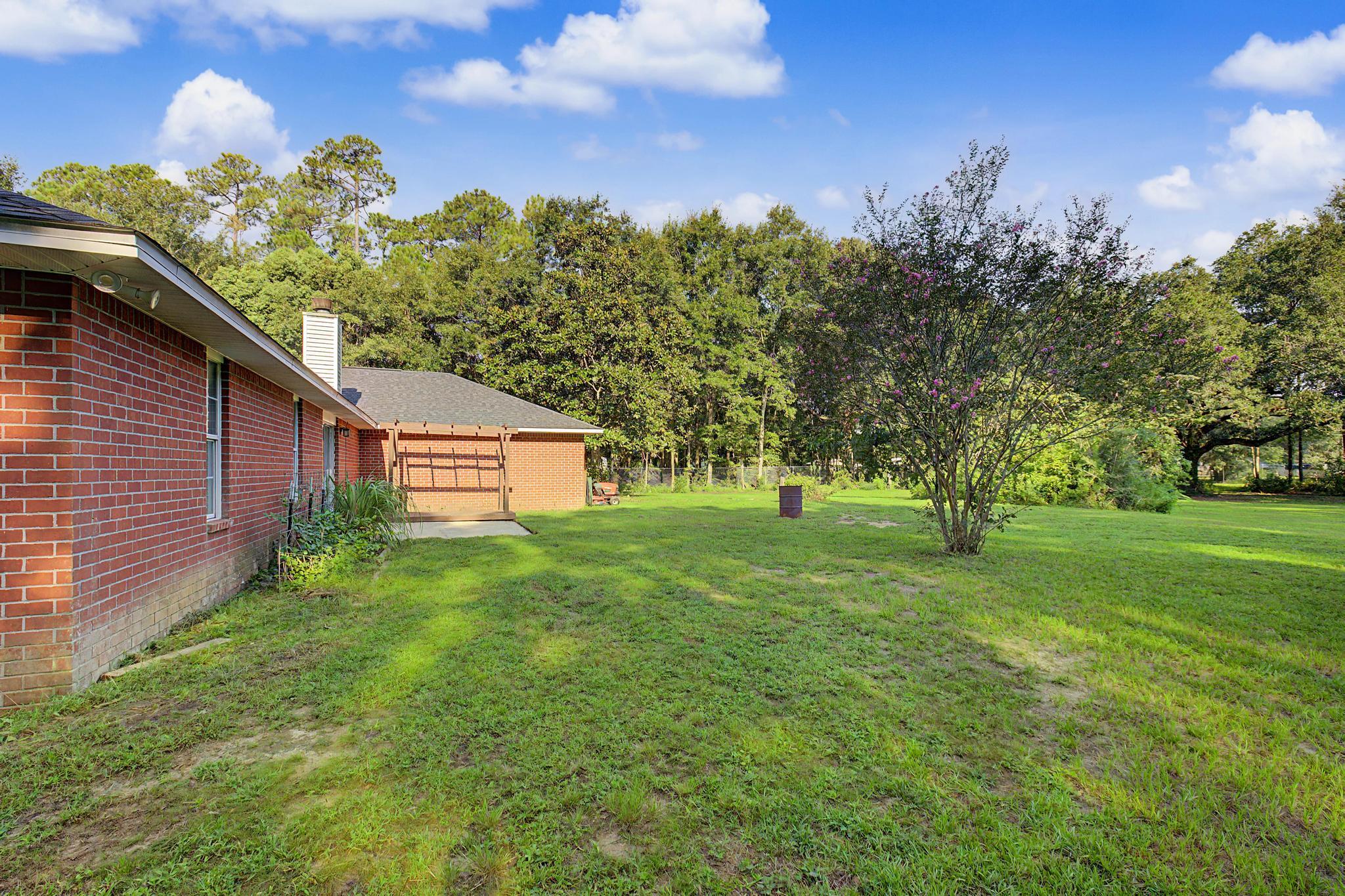 3516 Gardenview Road Pace, FL 32571 - Photo 37 of 58 Gallery Image 37