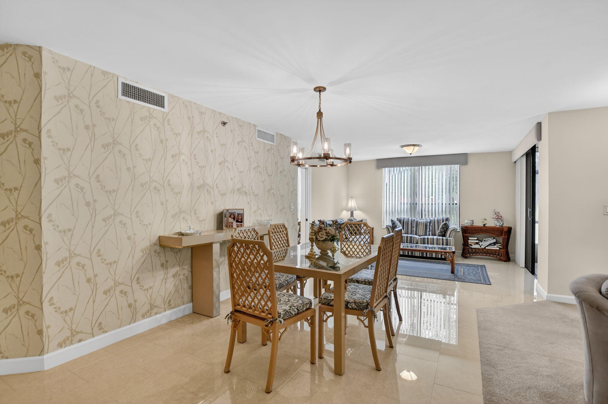 7201 Promenade Drive, Unit 102 Boca Raton, FL 33433 - Photo 11 of 55 dining room