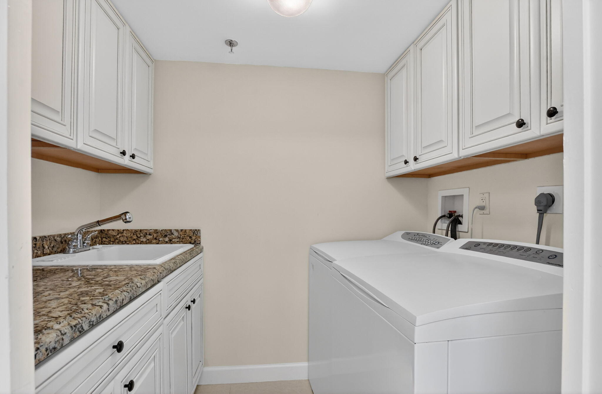 7201 Promenade Drive, Unit 102 Boca Raton, FL 33433 - Photo 20 of 55 laundry room