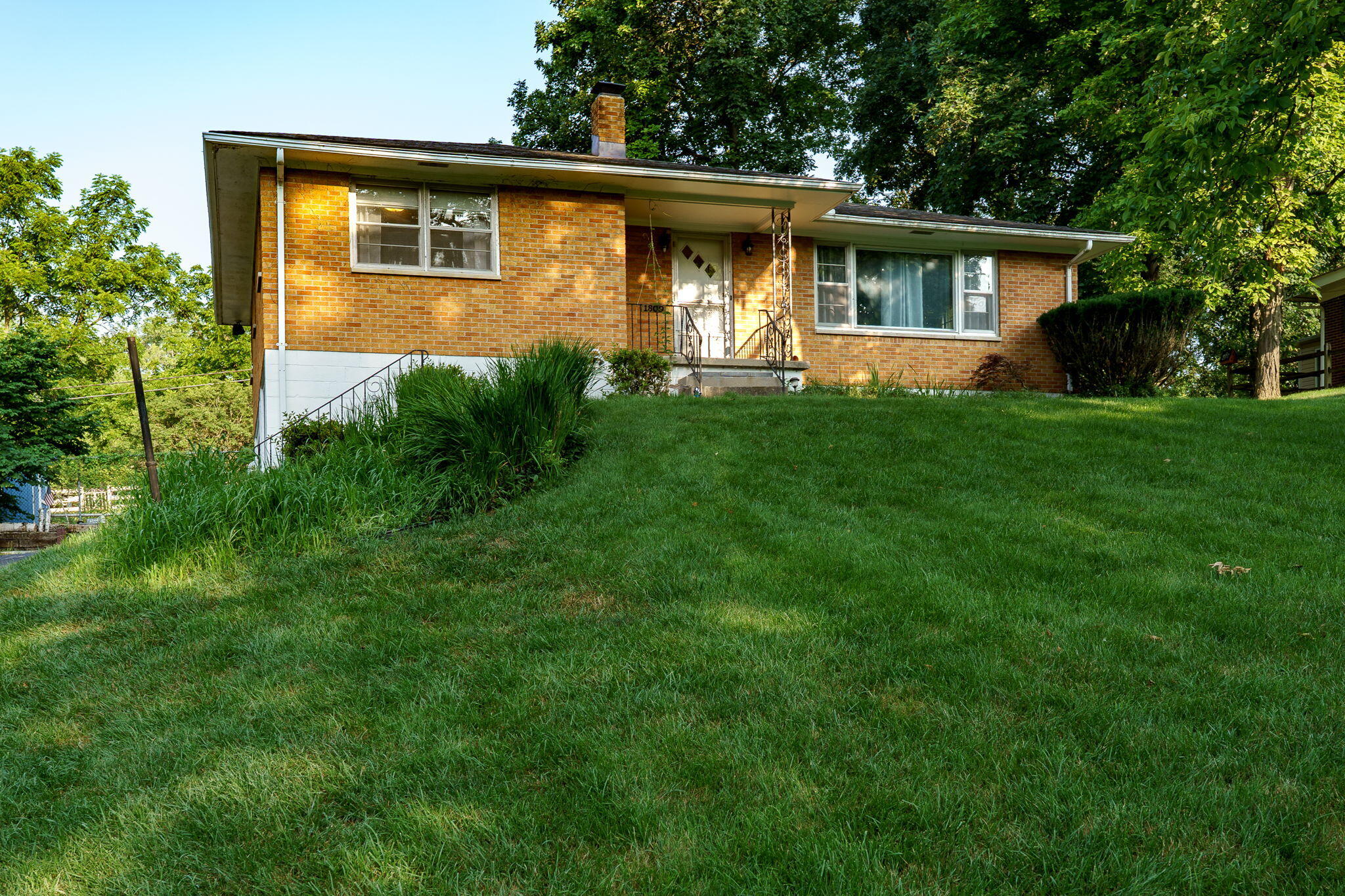 1809 East Mile Road Springfield, OH 45503 - Photo 2 of 40
