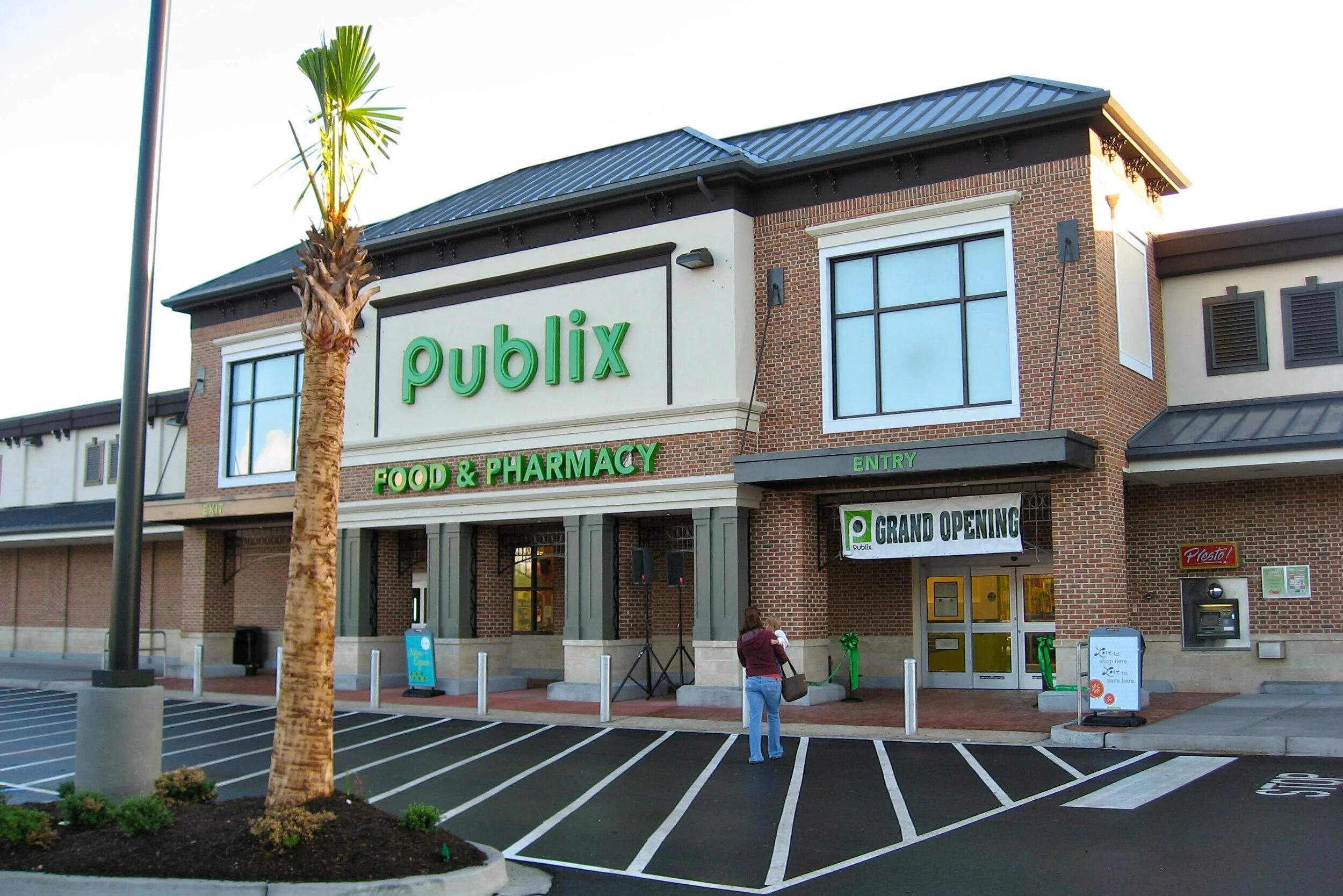 761 Sienna Way Summerville, SC 29486 - Photo 61 of 69 Marketplace 1