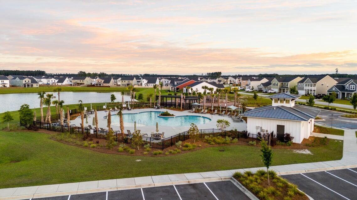 761 Sienna Way Summerville, SC 29486 - Photo 65 of 69 Pool