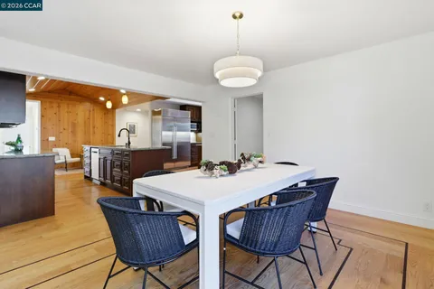$1,650,000 | 1124 Sanders Drive, Moraga, CA 94556