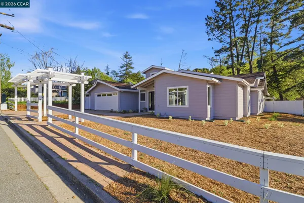 $1,950,000 | 1124 Sanders Drive, Moraga, CA 94556