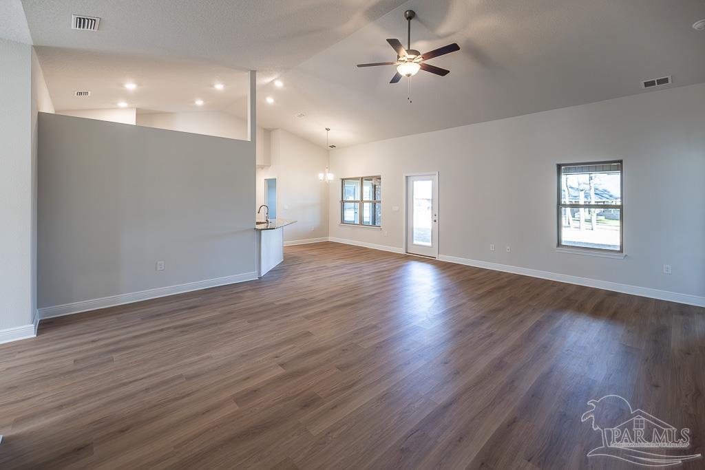 5974 Parsonage Circle Milton, FL 32570 - Photo 12 of 27