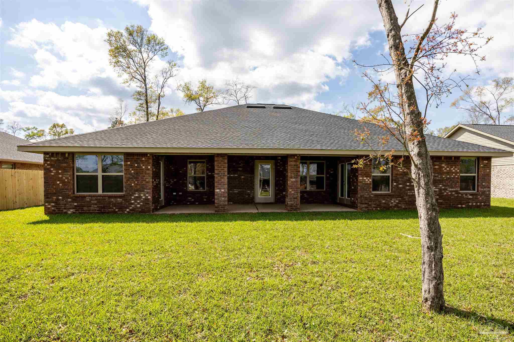 5974 Parsonage Circle Milton, FL 32570 - Photo 3 of 27