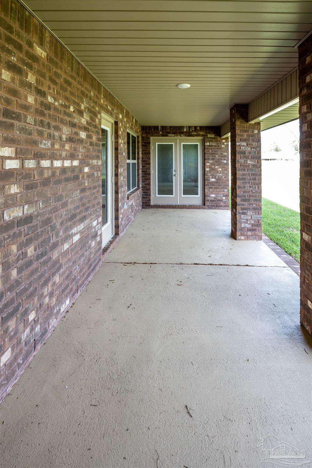 5974 Parsonage Circle Milton, FL 32570 - Photo 4 of 27