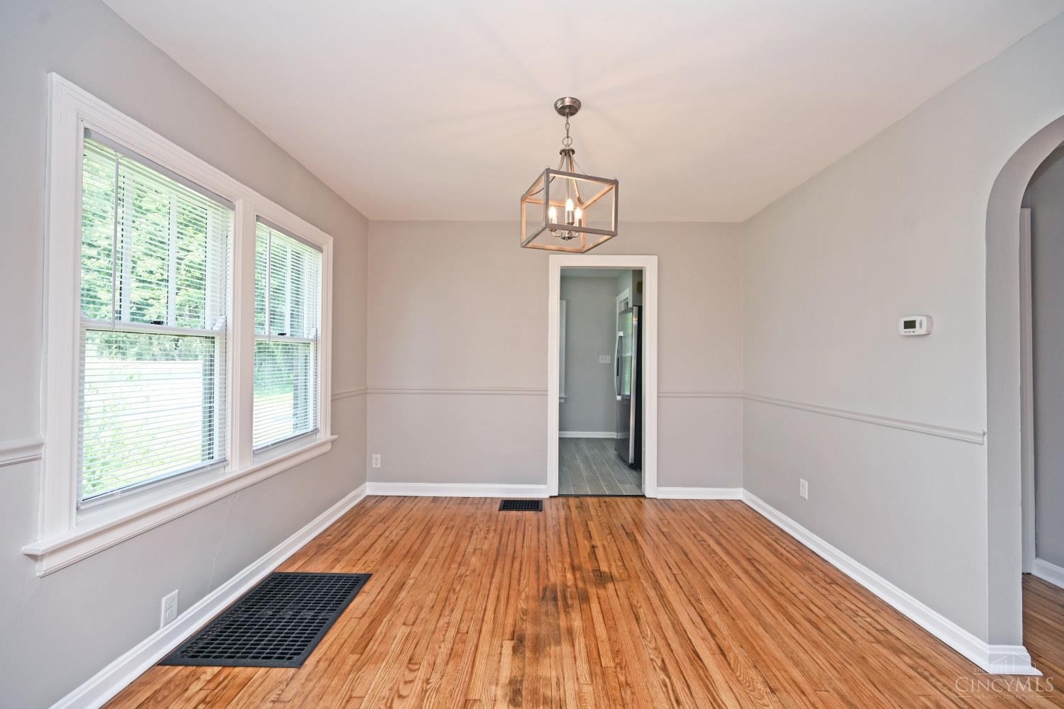 9452 Reading Road Reading, OH 45215 - Photo 13 of 37