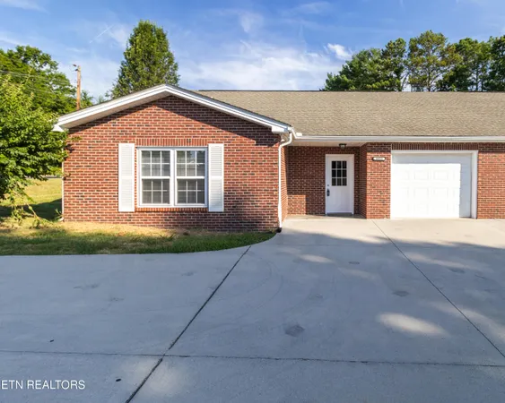 $1,645 | 4622 Ventura Drive, Knoxville, TN 37938