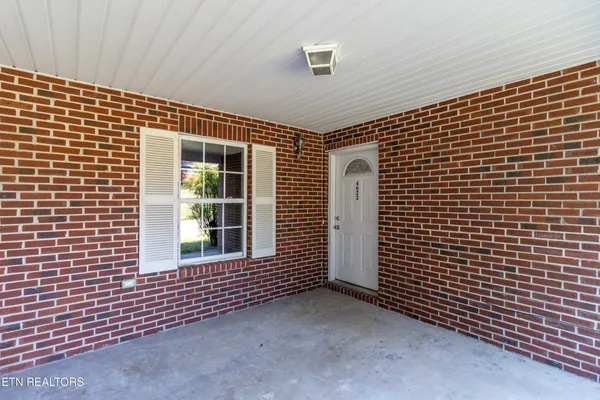 $1,645 | 4622 Ventura Drive, Knoxville, TN 37938