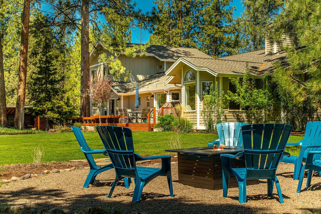 60093 West Ridgeview Drive Bend, OR 97702 - Photo 39 of 52 38