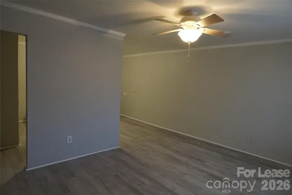 $975 | 439 Arlington Circle Northwest, Lenoir, NC 28645