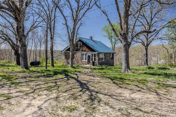 $275,000 | 14505 Private Drive, Newburg, MO 65550