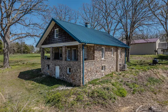 $275,000 | 14505 Private Drive, Newburg, MO 65550