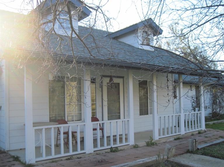 34427 Lodge Road Tollhouse, CA 93667 - Photo 3 of 33 Gallery Image 3