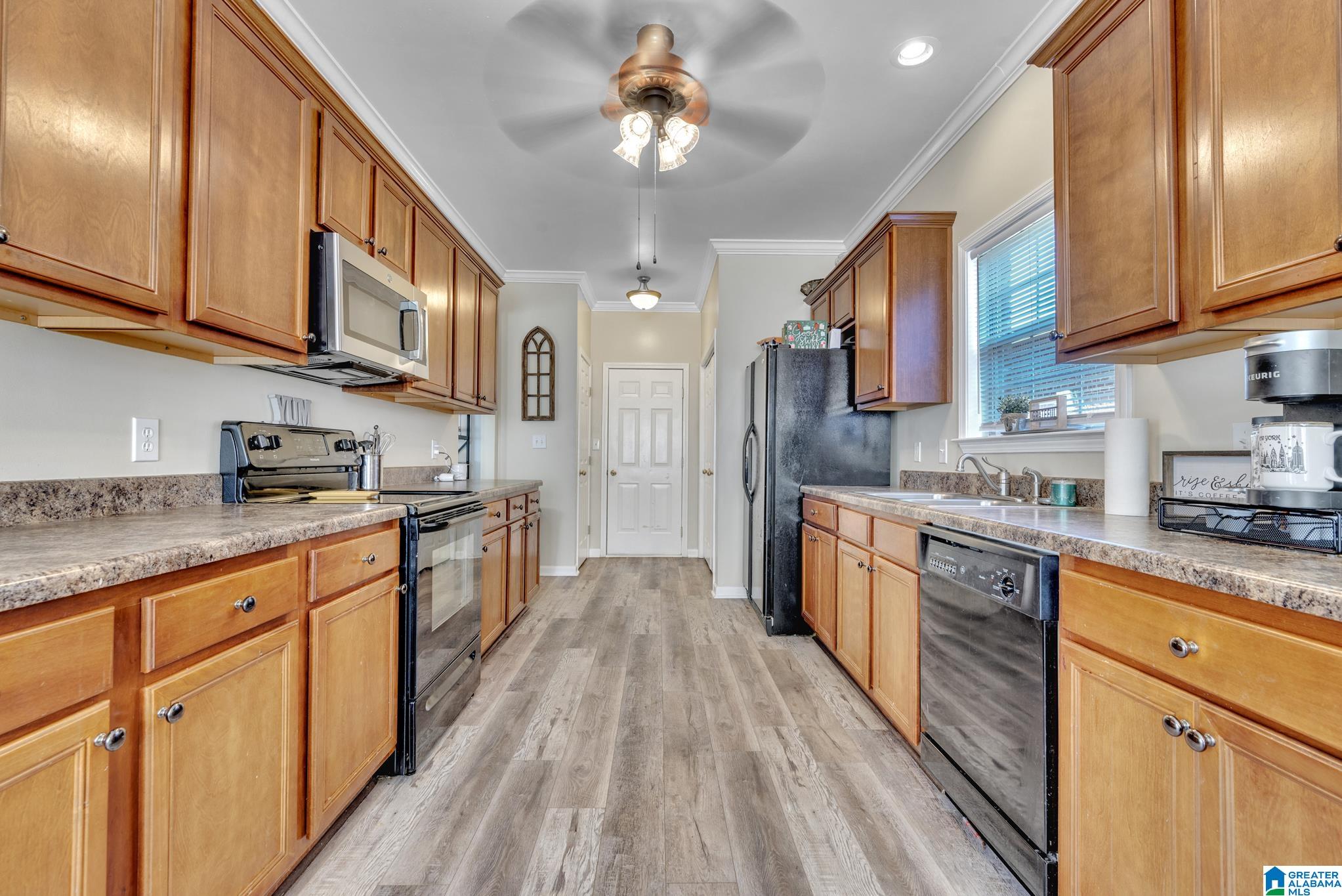 241 Springdale Drive Mount Olive, AL 35117 - Photo 9 of 24